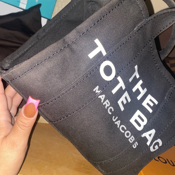 SOLD!!!!!Marc jacobs mini tote 🤍 - Picture 4 of 6